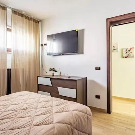 Beachfront Diamond - Fiumicino Airport Fiumicino