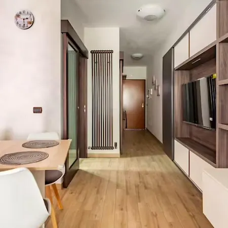 Beachfront Diamond - Fiumicino Airport Apartment Fiumicino