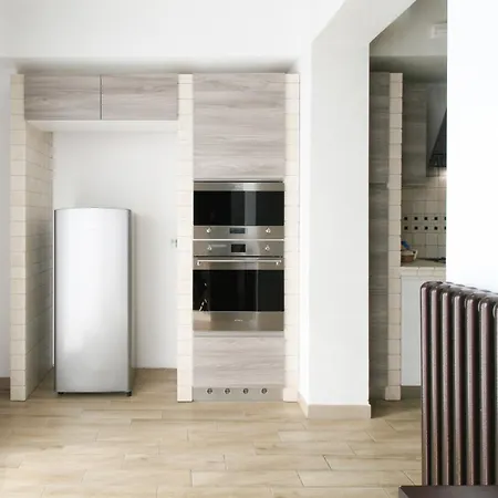Apartment Beachfront Diamond - Fiumicino Airport